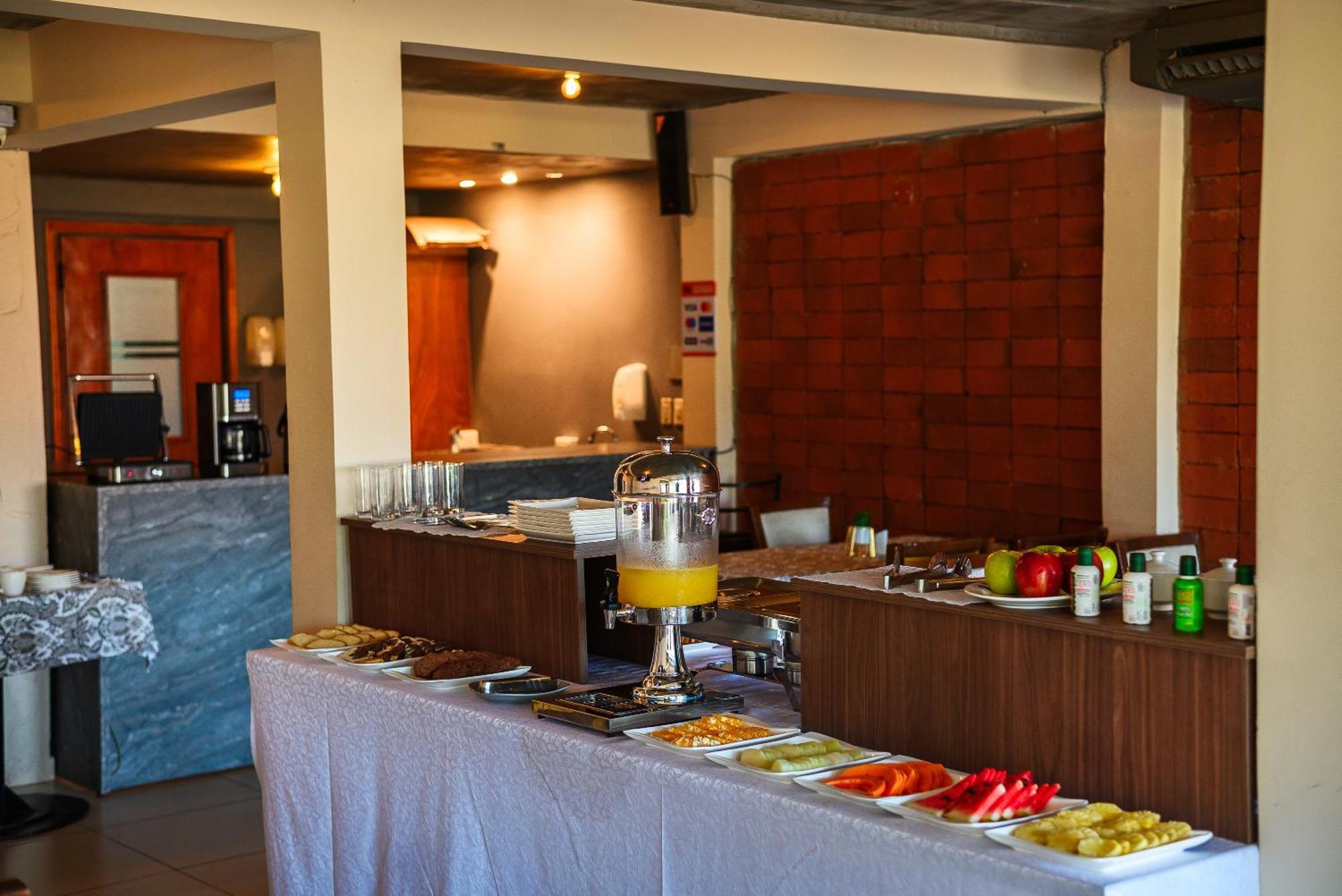 Hotel Renty Beach Encarnación Esterno foto